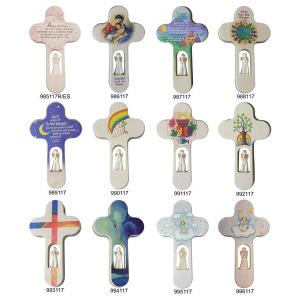 Kinderkreuz bemalt mit Engel