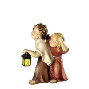 Bambini con lanterna