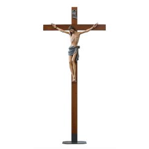 Corpus on Free Standing Cross