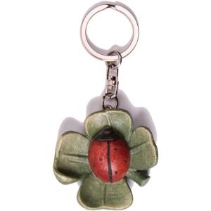 Coccinella su quadrifoglio